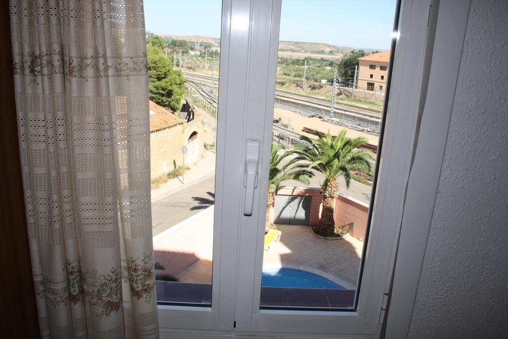 Hotel Mar De Aragon Caspe Szoba fotó